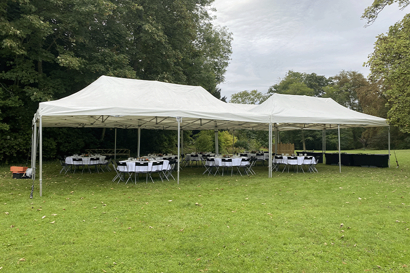 Barnum 4×8 m blanc - 9P Location